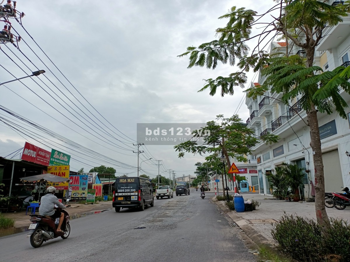 Nền thổ cư mặt tiền đường nhựa 12m, giá tốt
