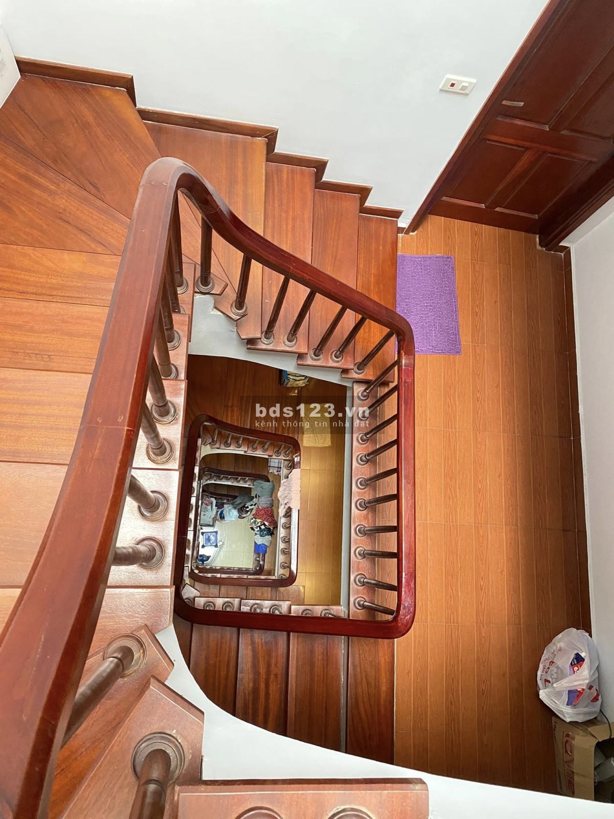 Nhà mới đẹp phố Phùng Chí Kiên, Cầu Giấy. 55m, 5T, Mt 3,6m, 10Tỷ. Phân Lô ô tô, Nội thất đẹp,Tinh tế