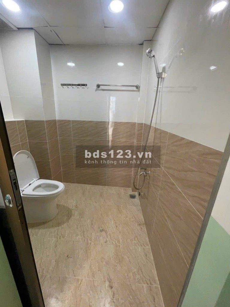 Bán nhà đẹp căn góc ở đường Bông Sao P5 Q8