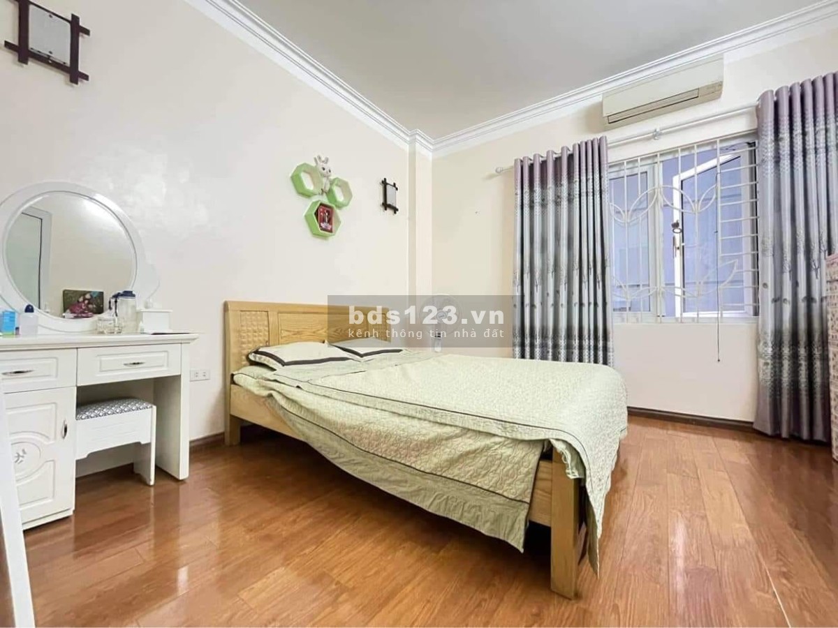 Bán nhà Khương Đình, Thanh Xuân – Nhà phân lô gần ngã tư Sở – 4 tầng mặt tiền 4M – 36M2 chỉ 4 tỉ