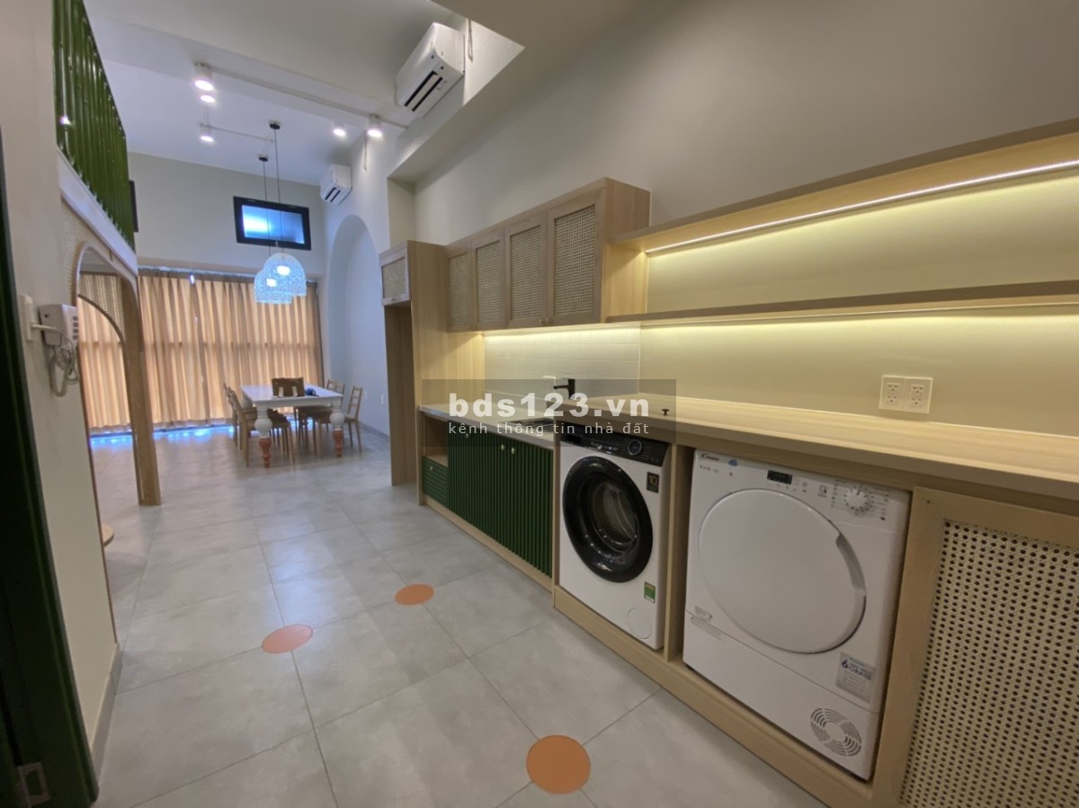 Cho thuê căn studio full nội thất The Sun Avenue