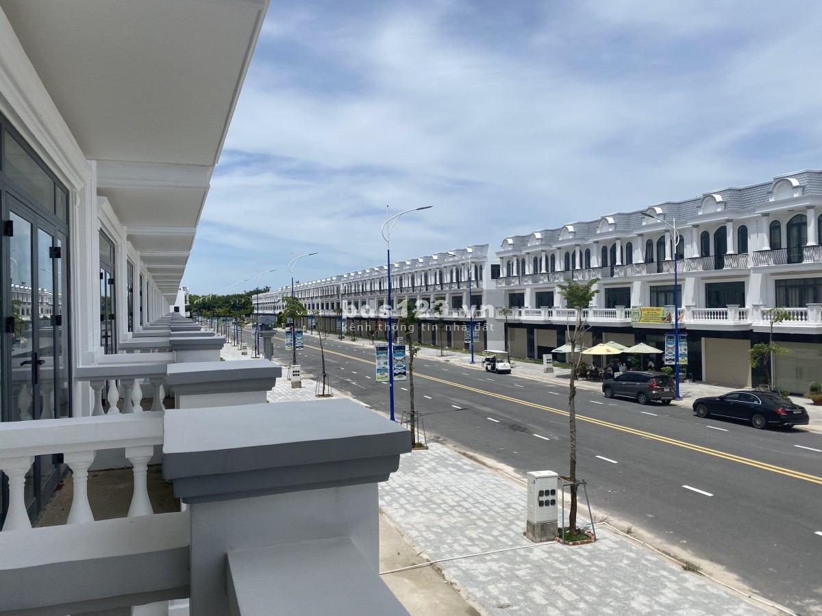 Bán nhà phố Thăng Long 2 giá chỉ từ 3,2 tỷ/ căn