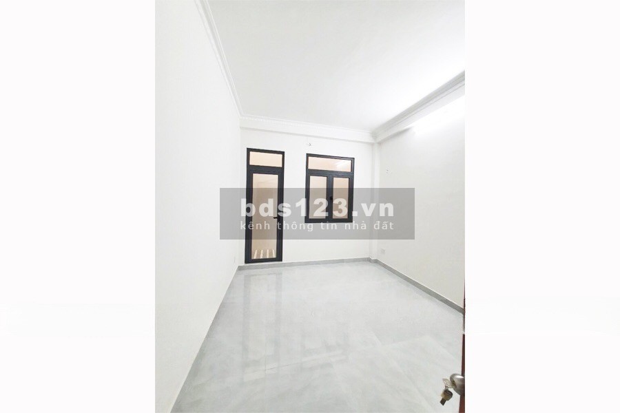 Gia đình chuyển ra Bắc cần bán nhà gấp cắt lỗ 500tr còn 2tỷ265 ở Phan Đăng Lưu, Phường 3, Phú Nhuận