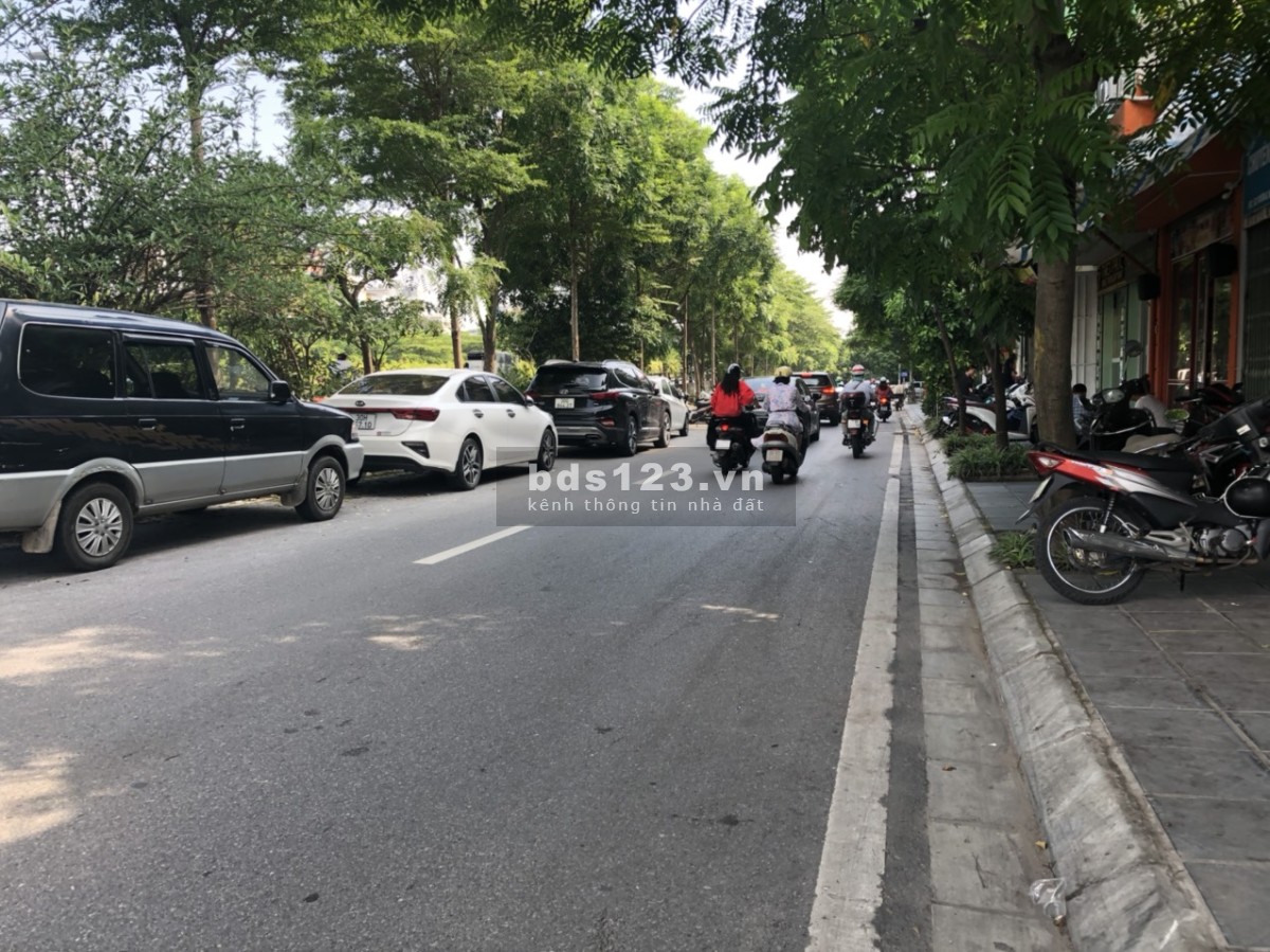 Bán nhà ngõ đường Bưởi, 5 tầng, 45M2, giá 3,6 tỷ