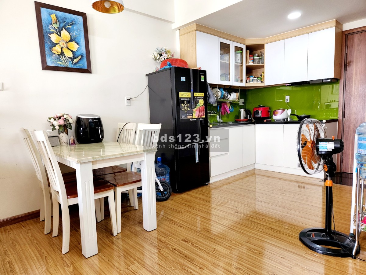 Cần bán gấp căn hộ Flora Kikyo, 55m2 1+1PN Full nội thất như hình, view hồ sinh thái, đã có sổ hồng