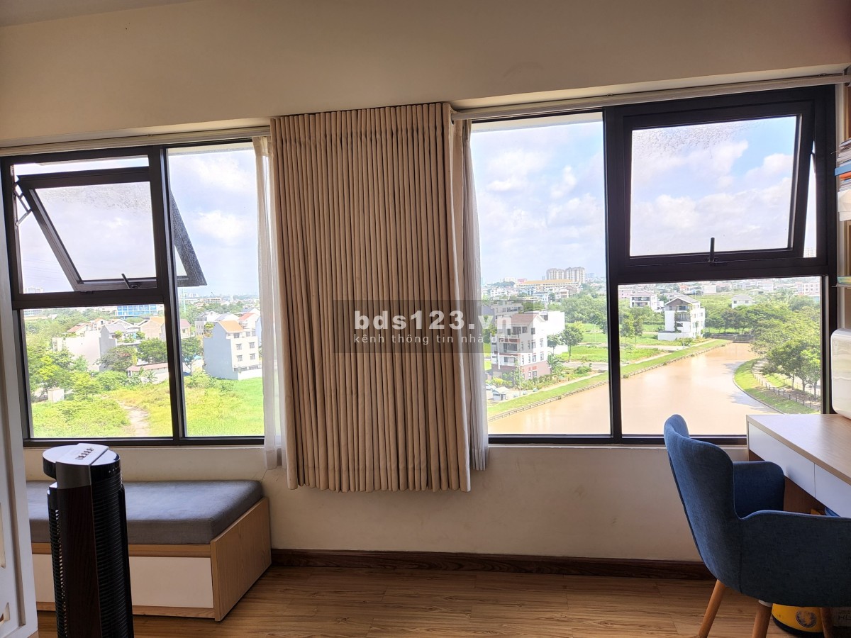 Cần bán gấp căn hộ Flora Kikyo, 55m2 1+1PN Full nội thất như hình, view hồ sinh thái, đã có sổ hồng