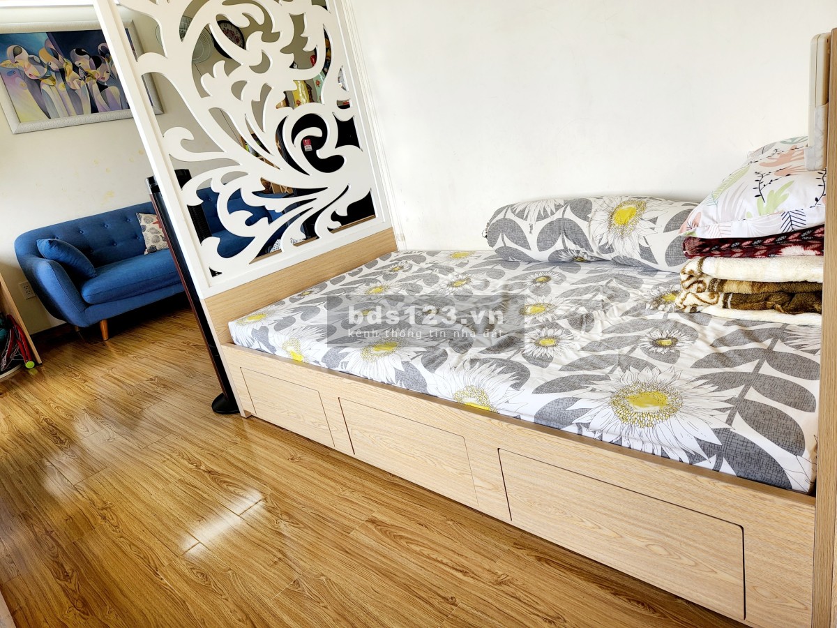 Cần bán gấp căn hộ Flora Kikyo, 55m2 1+1PN Full nội thất như hình, view hồ sinh thái, đã có sổ hồng