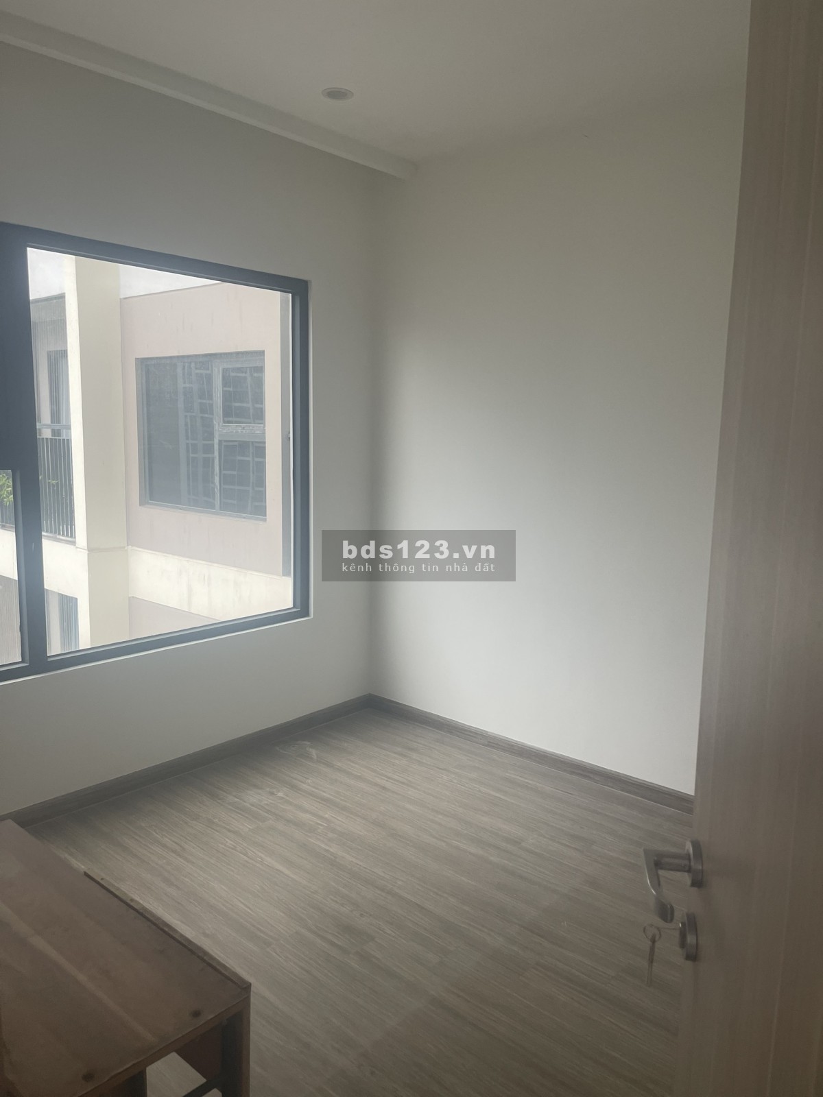 Bán nhanh căn góc 2N+1,2WC 64m2 nguyên bản 2 tỷ 680 bao phí Vinhomes Smart City