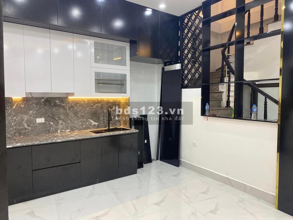 Bán nhà Trần Đăng Ninh, 3 tầng, 40M2, giá 3,2 tỷ