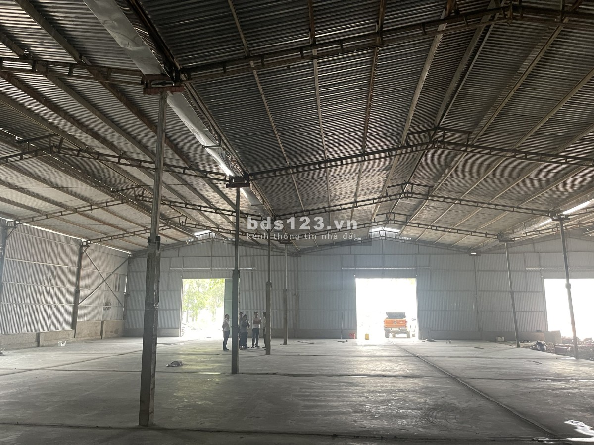 Cho thuê kho xưởng 500-1000m2 khu vực Dương Nội Đường Lê Trọng Tấn Hà Đông Hà Nôi.