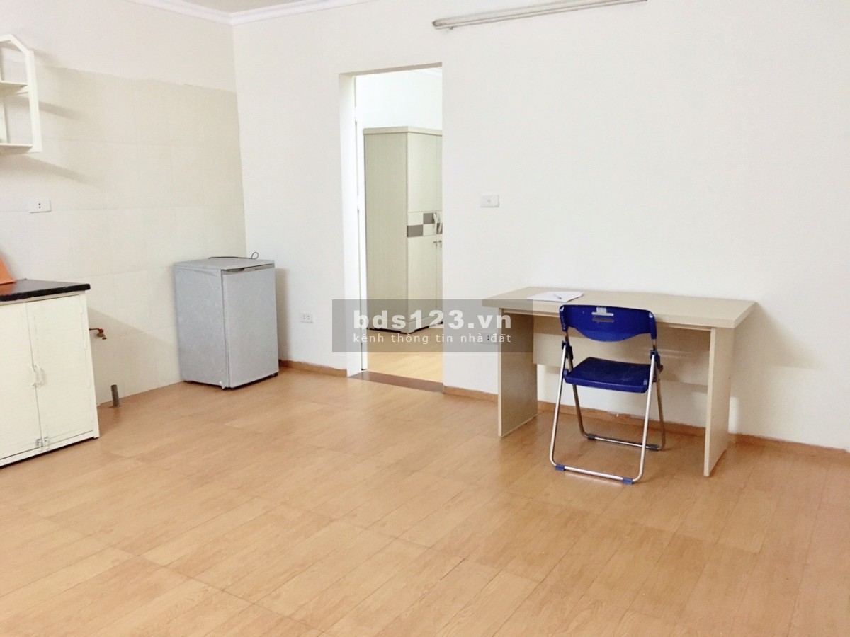 Cho thuê căn hộ ở Q. Long Biên - 45m² 1PN 1PK ban công sáng thoáng đủ đồ gần bệnh viện Tâm Anh