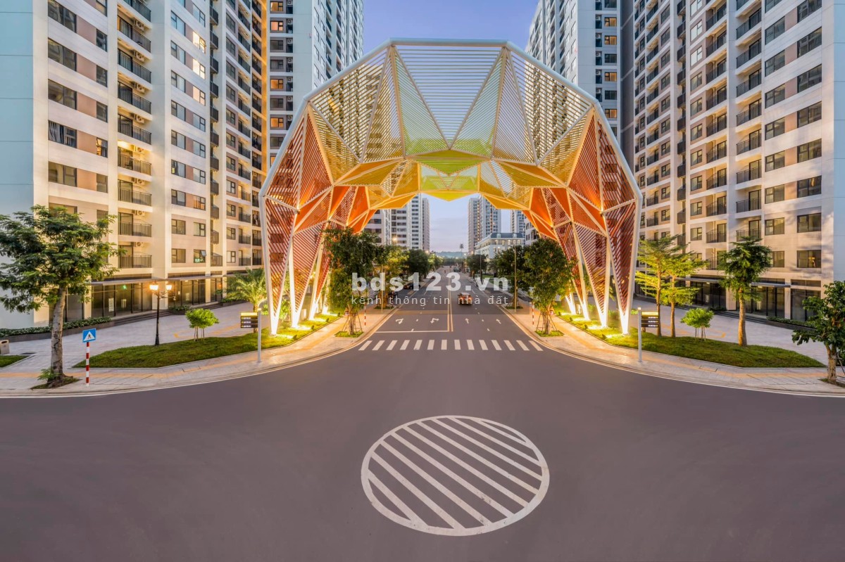 Bán căn hộ Vinhomes Grand Park phân khu Origami giá 2,250 tỷ 2PN2WC 59m2 rẻ nhất thị trường