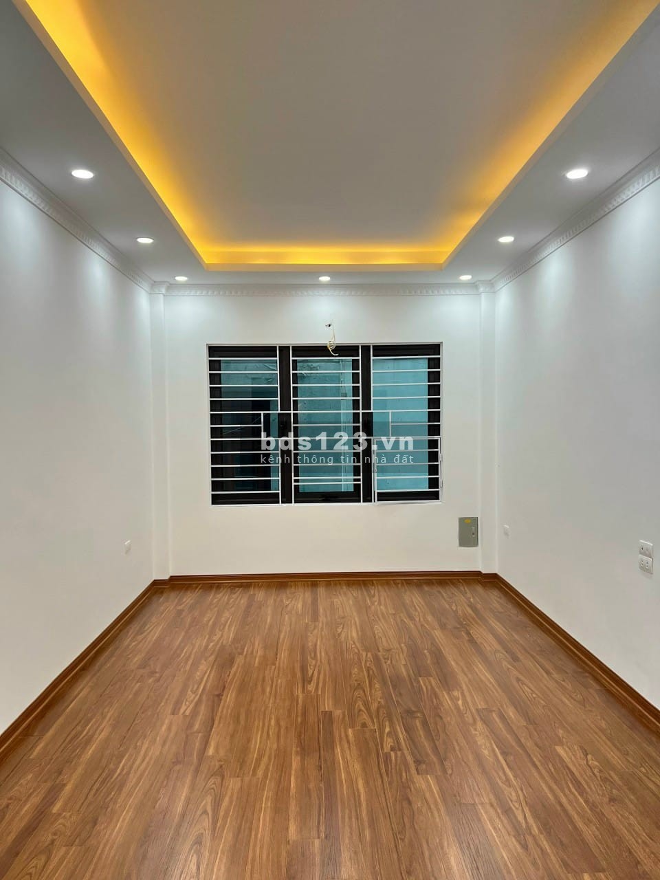 NHÀ MỚI ĐỐNG ĐA- NHỈNH 4 TỶ CÓ NGAY NHÀ PHỐ HÀO NAM DT 35M2*5 TẦNG.