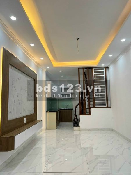 NHÀ MỚI ĐỐNG ĐA- NHỈNH 4 TỶ CÓ NGAY NHÀ PHỐ HÀO NAM DT 35M2*5 TẦNG.
