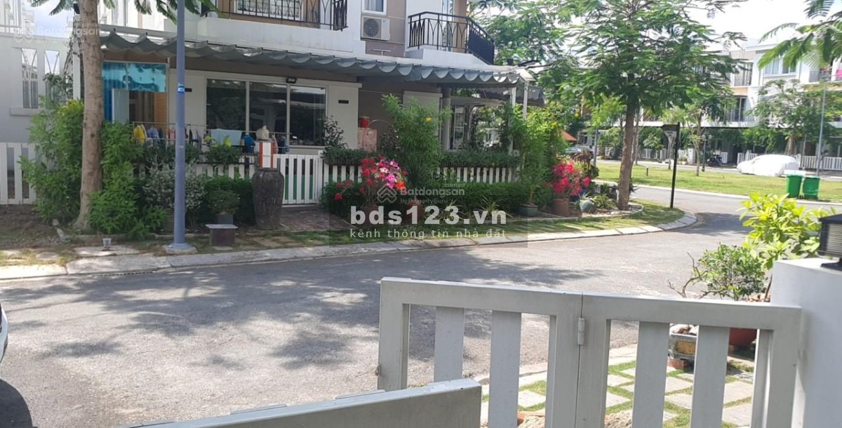 Bán nhà biệt thự 5x16m, 1 trệt 2 lầu, full nội thất KDC Lovera Park Khang Điền sổ hồng, giá 6,2tỷ