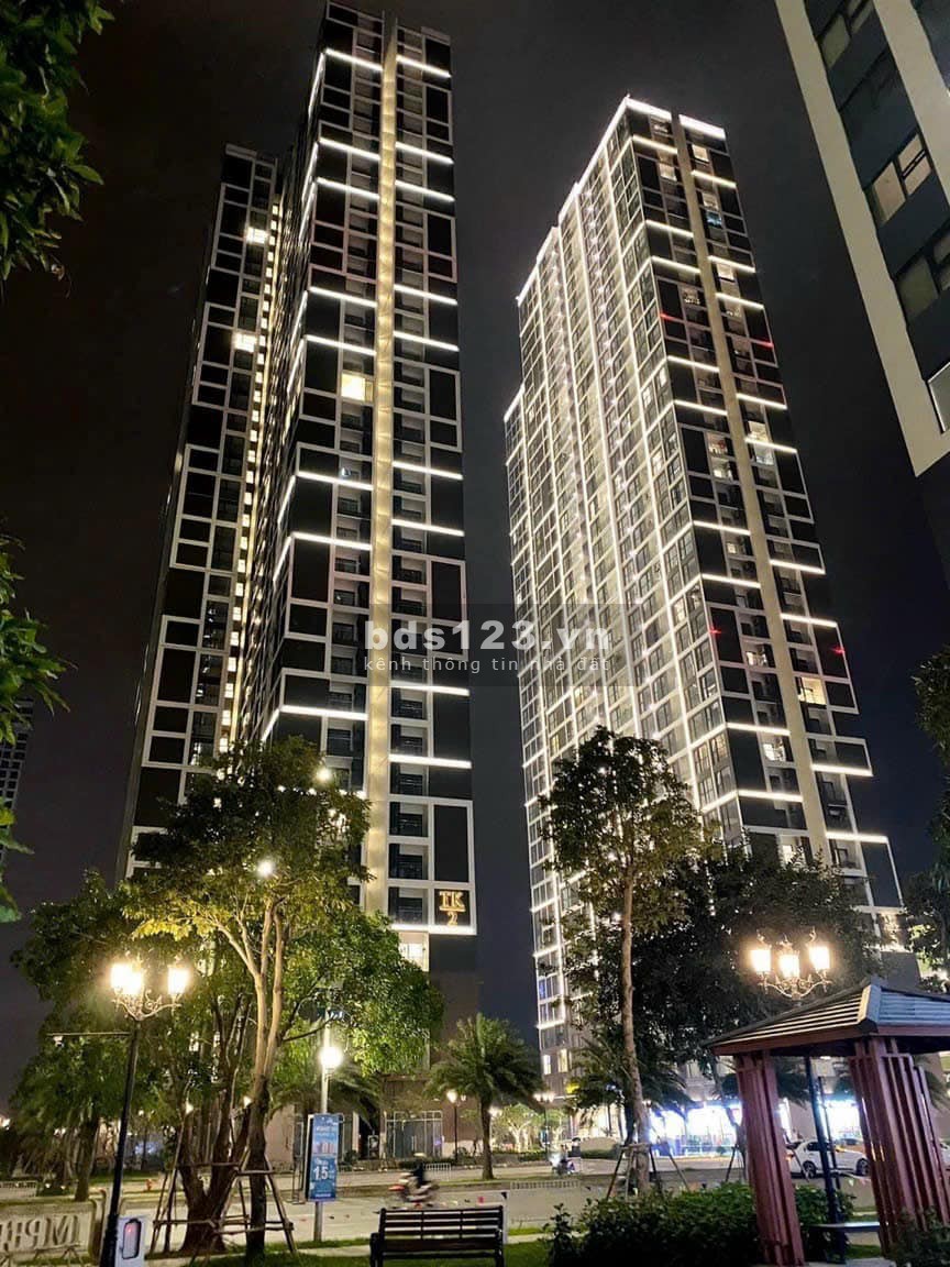 Bán căn hộ 3PN tòa T2, gần 2 nhà để xe nổi, trường học,rẻ nhất bảng hàng Vinhomes smart city