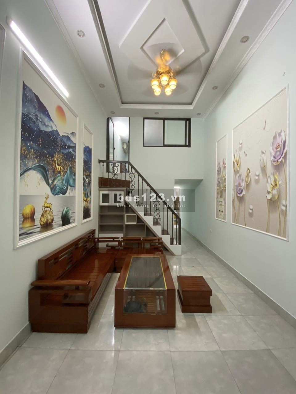 Bán chung cư tòa nhà sông Đà 131 Trần Phú 95m2, giá 2,85 tỷ