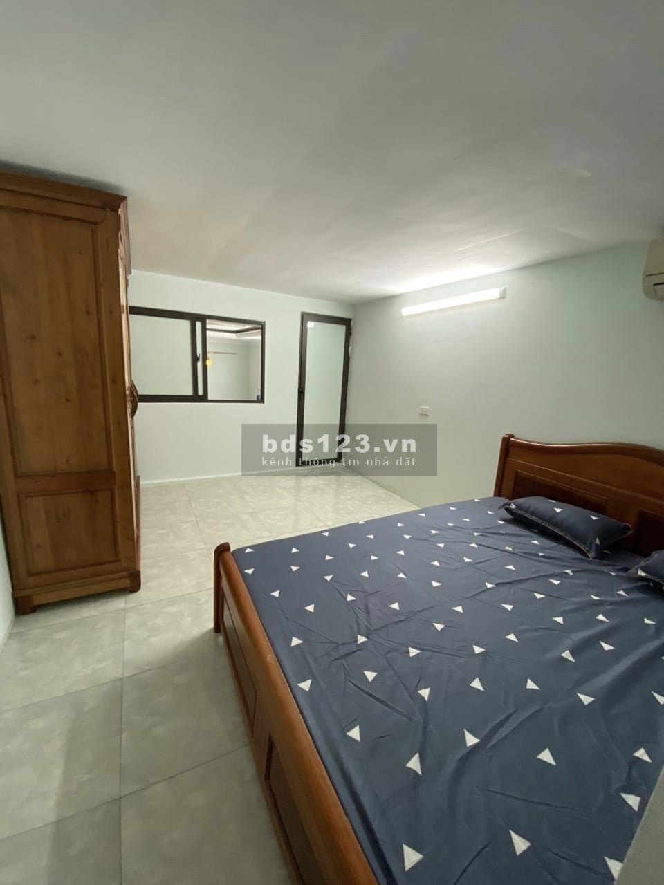 Bán chung cư tòa nhà sông Đà 131 Trần Phú 95m2, giá 2,85 tỷ