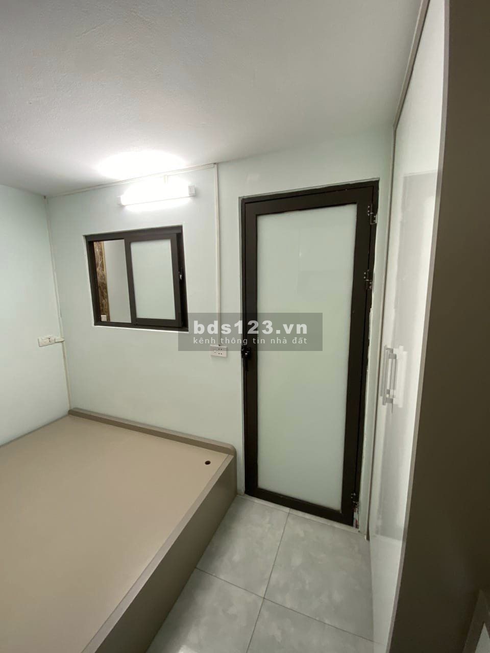 Bán chung cư tòa nhà sông Đà 131 Trần Phú 95m2, giá 2,85 tỷ