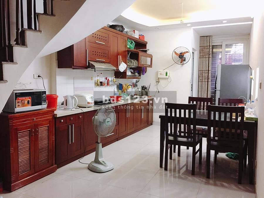 Bán nhà Cổ Linh Long Biên, 40 m, 4 tầng, đi bộ sang Aeon Mall Long Biên