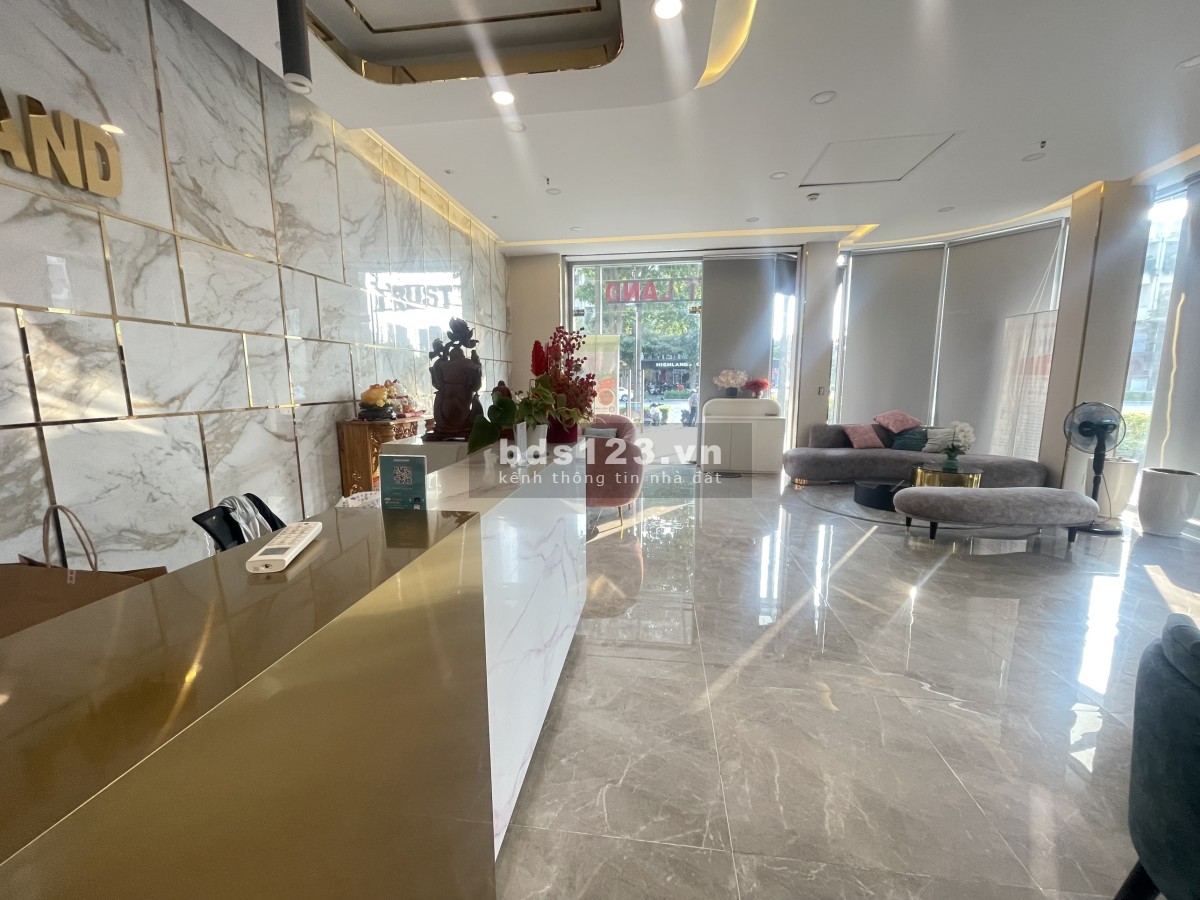 Cho thuê SH Sarimi đối diện công viên sầm uất nhất giá 3000$