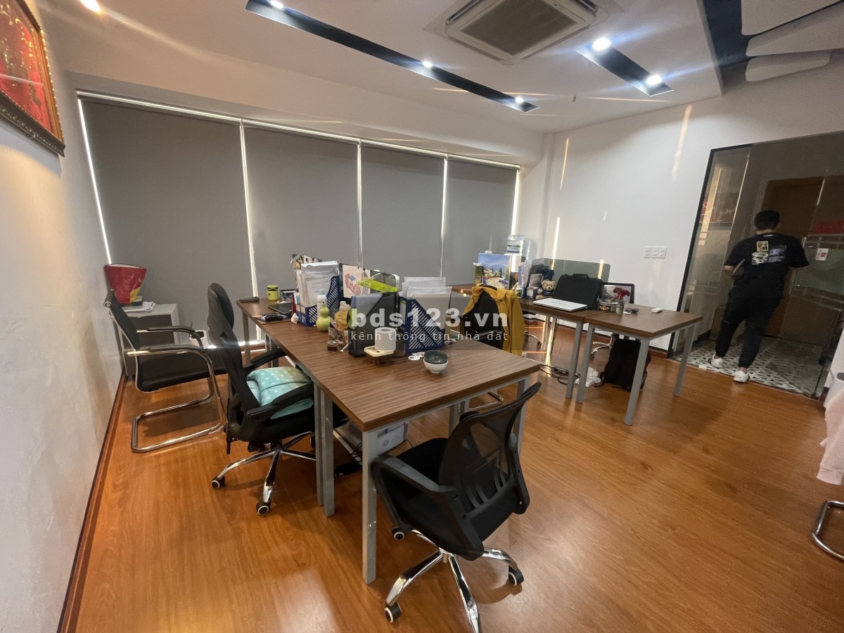 Cho thuê SH Sarimi đối diện công viên sầm uất nhất giá 3000$