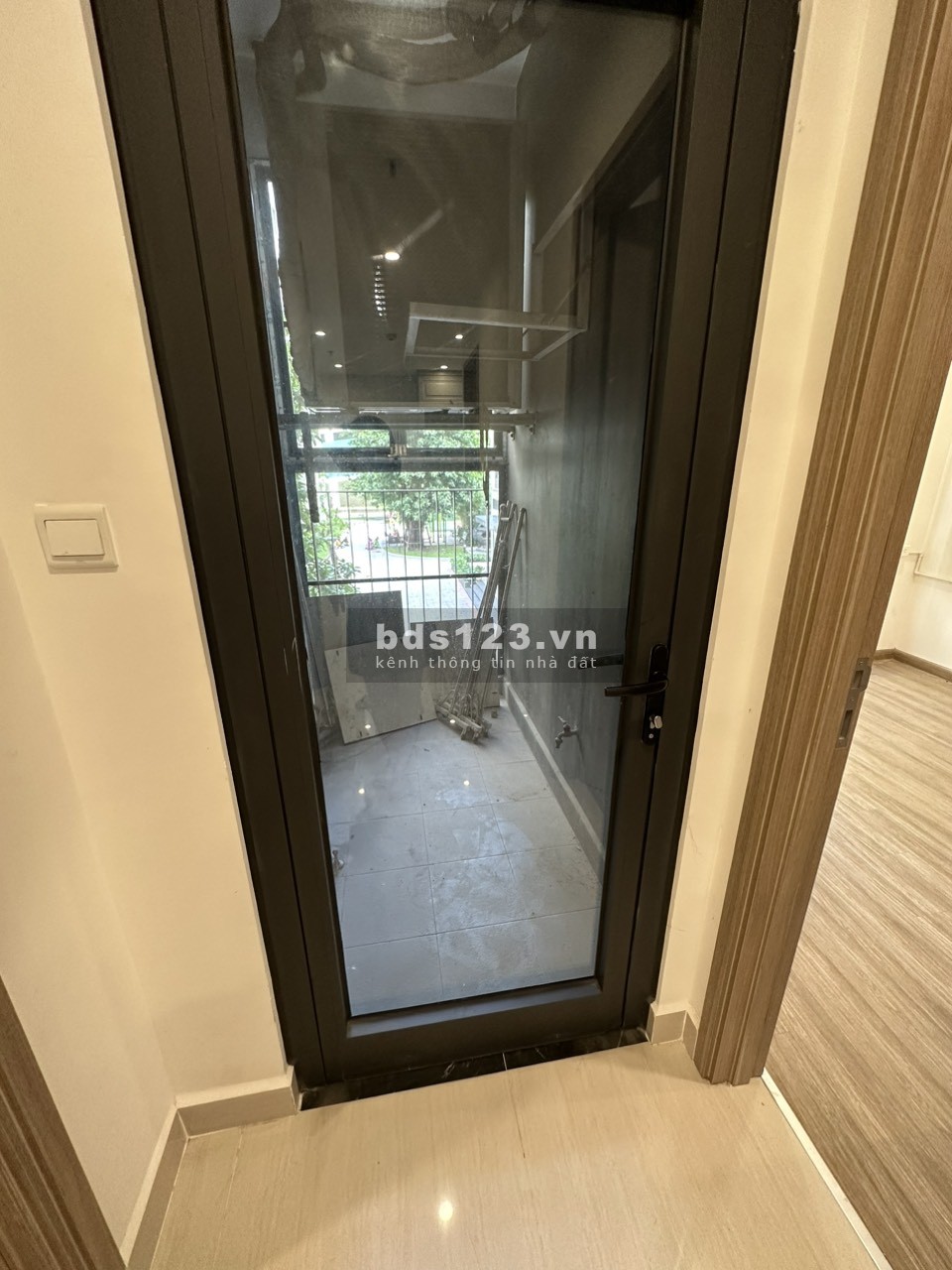 Cần tiền bán cắt lỗ căn hộ 2PN 2WC góc giá 2 tỷ 050tr bao phí, nội thất mới tinh Vinhomes Ocean Park