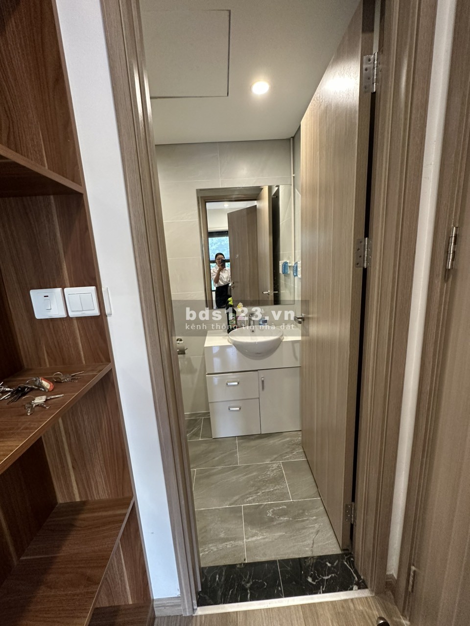 Cần tiền bán cắt lỗ căn hộ 2PN 2WC góc giá 2 tỷ 050tr bao phí, nội thất mới tinh Vinhomes Ocean Park