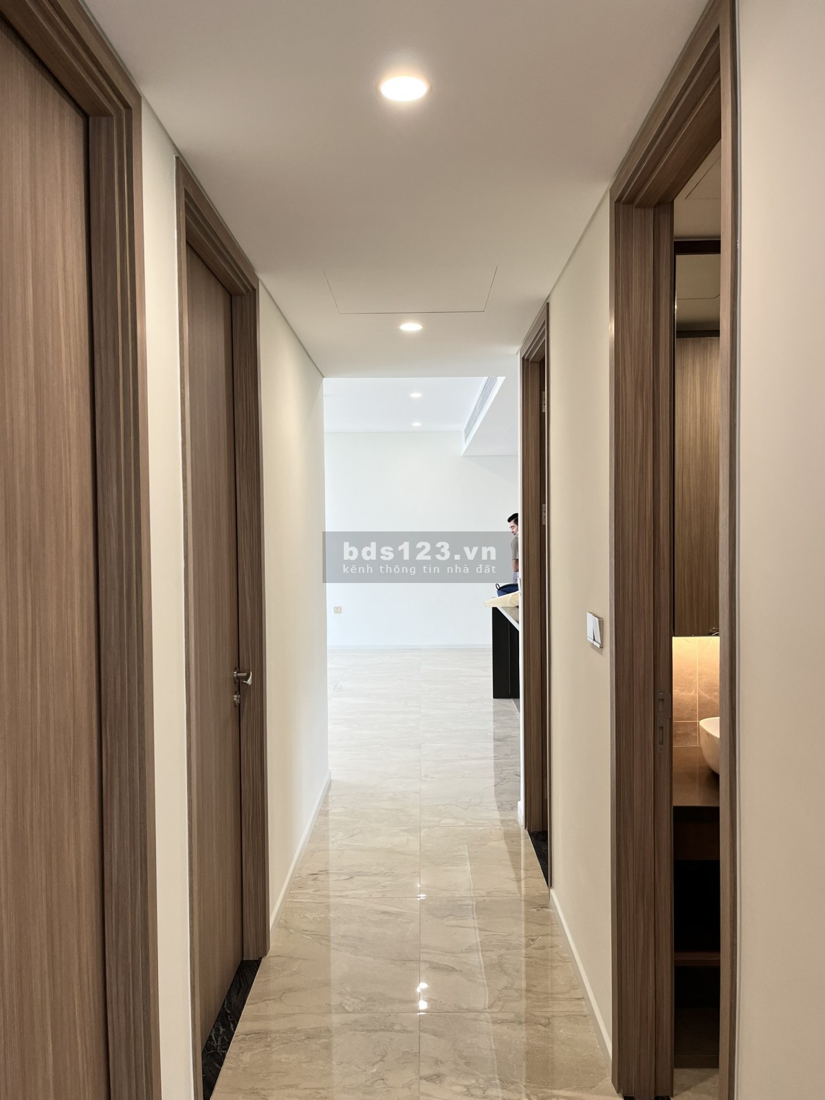 Bán căn hộ Thảo Điền Green 129m2, 3PN, view sông toàn Sài Gòn xuất sắc, giá bán chỉ 21 tỷ