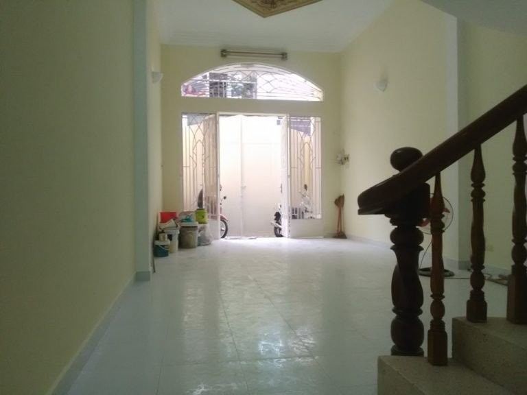 Cho thuê nhà HXT thông Thoại Ngọc Hầu quận Tân Phú 60m2 -3T BTCT 14tr TL