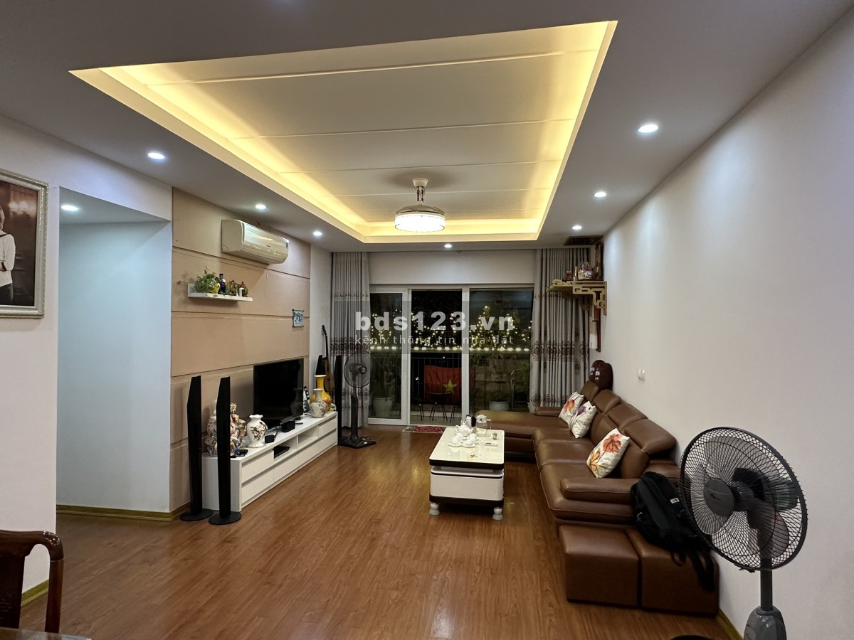 Bán căn hộ chung cư 112m2 3PN - 2WC - 2 lô gia chung cư viện 103