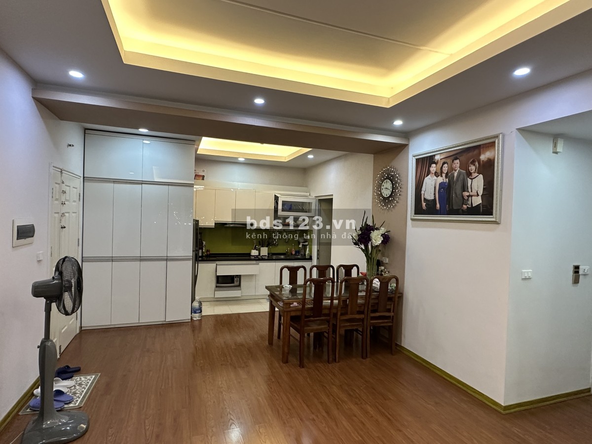 Bán căn hộ chung cư 112m2 3PN - 2WC - 2 lô gia chung cư viện 103