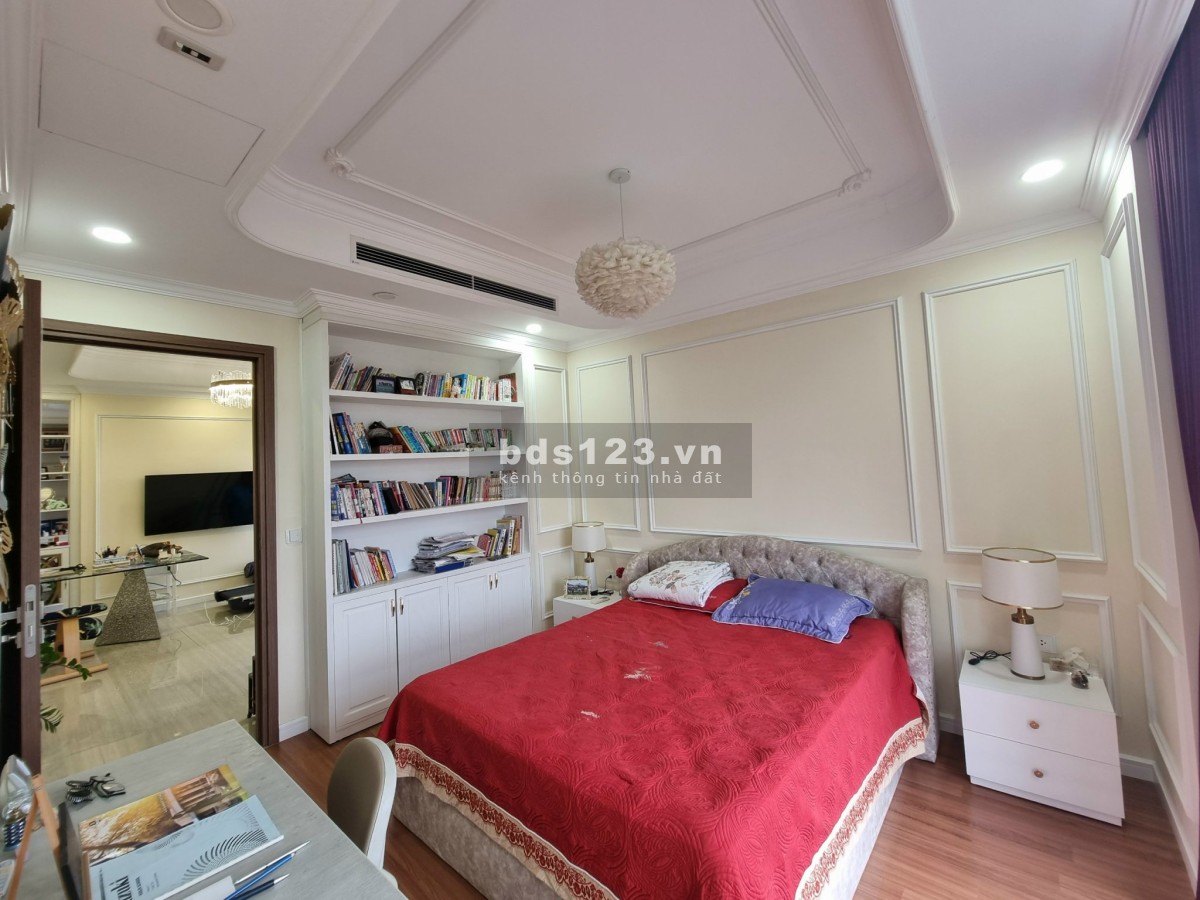 Bán căn hộ - tòa L5 tầng 07- 3 ngủ đủ đồGiá 8,4 tỷLh: 0969866063