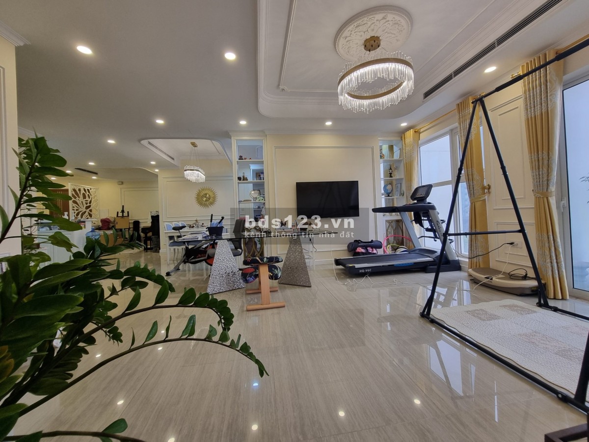 Bán căn hộ - tòa L5 tầng 07- 3 ngủ đủ đồGiá 8,4 tỷLh: 0969866063