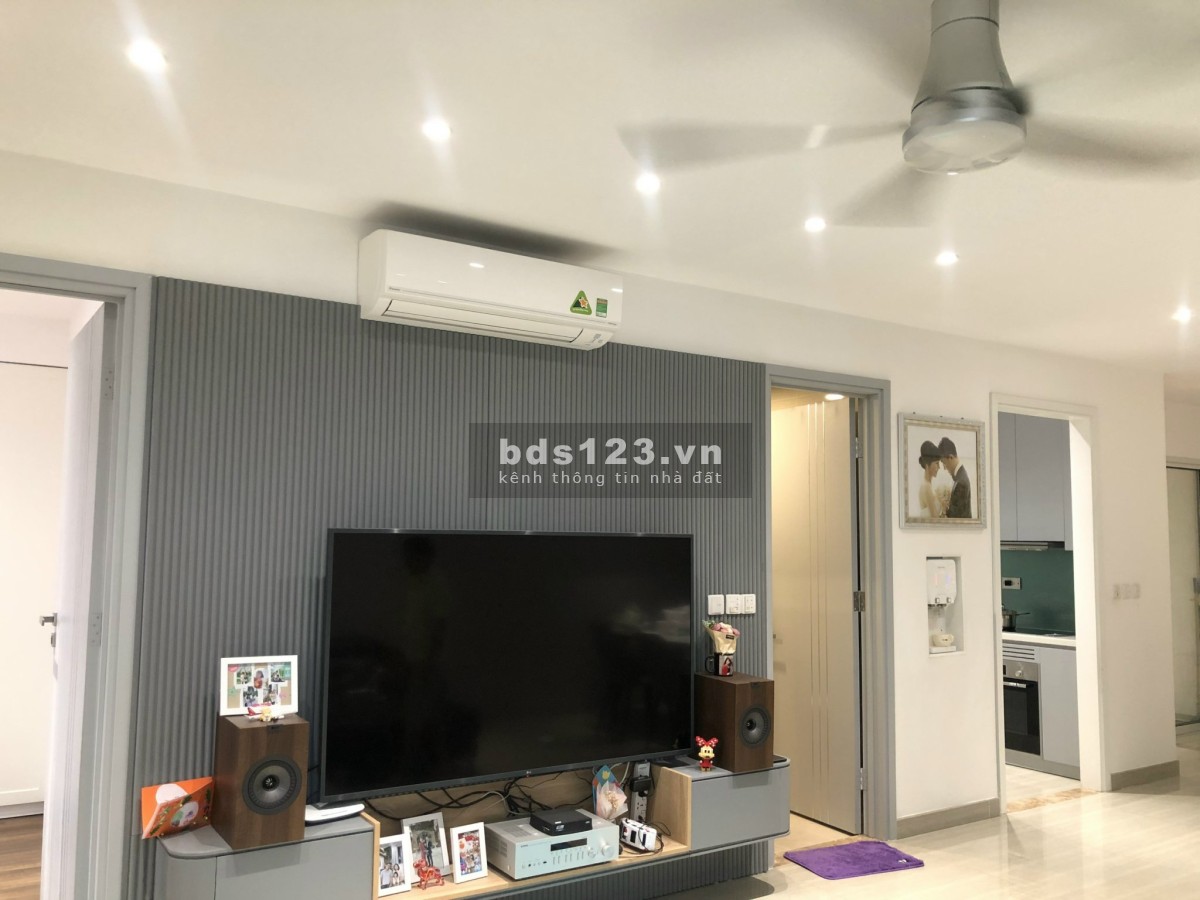 Bán căn hộ - Tòa L5 tầng 10 - 3 ngủ đồ cơ bản