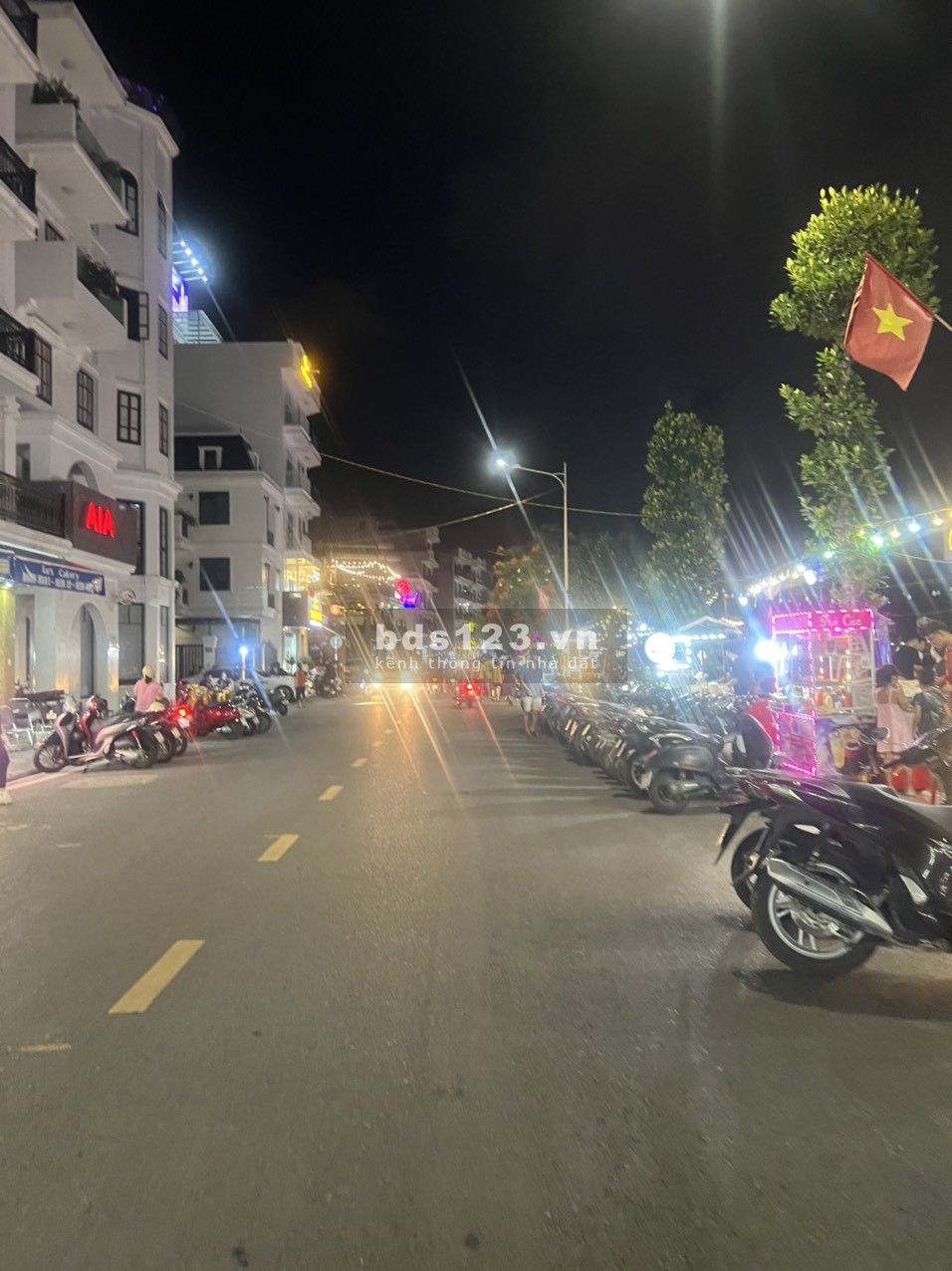 Bán đất mặt đường Thế Lữ , Hạ Lý, Hồng Bàng, Hải Phòng ngang 8m vuông đét! Giá chỉ 185tr/m2