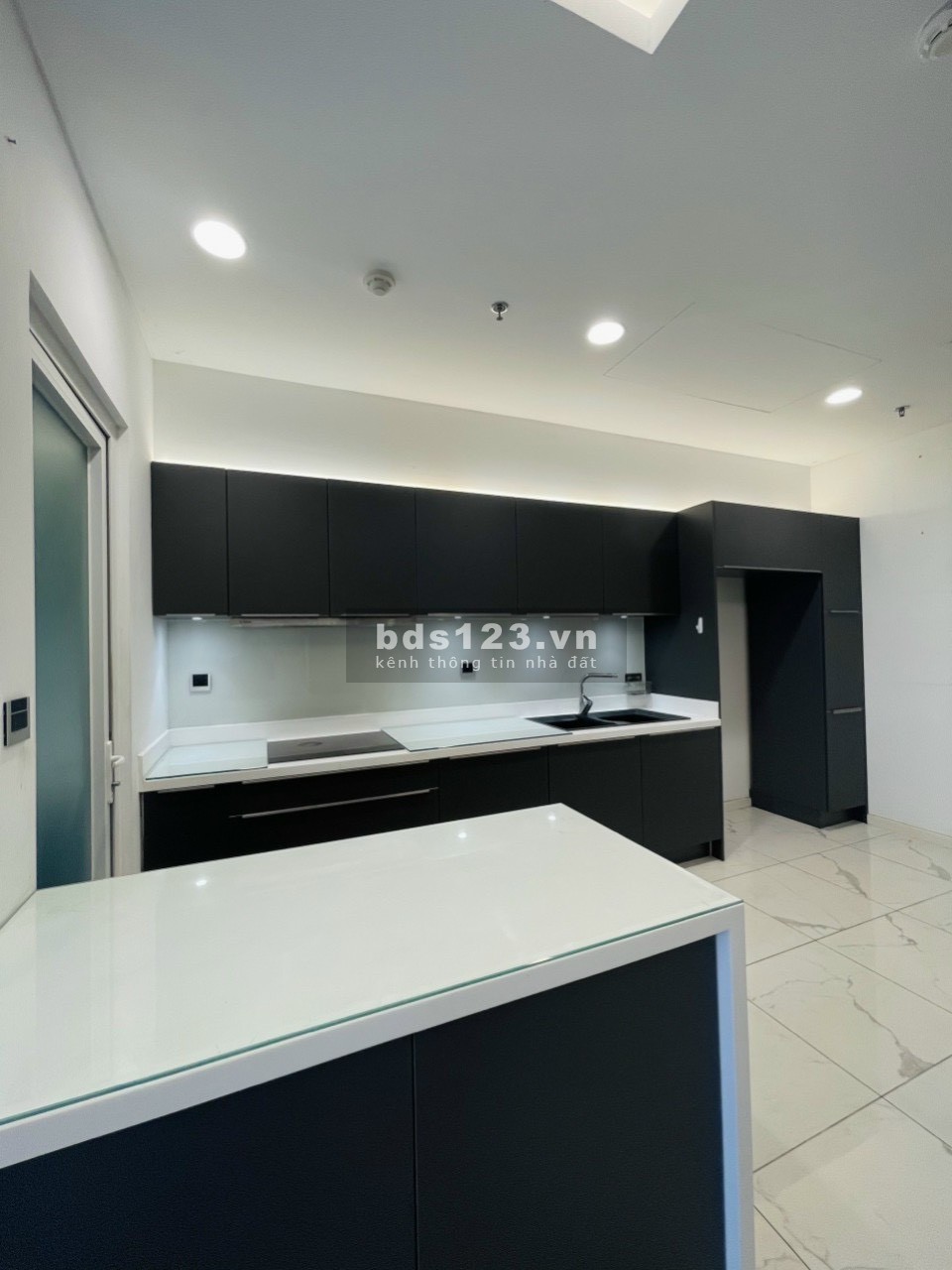 Căn hộ bán Sarina view công viên 2PN chỉ 9.1 tỷ