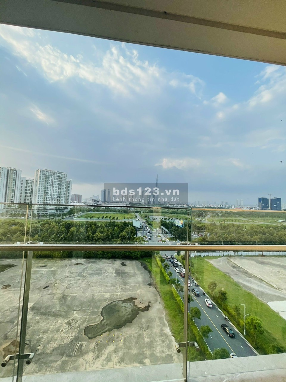 Căn hộ bán Sarina view công viên 2PN chỉ 9.1 tỷ