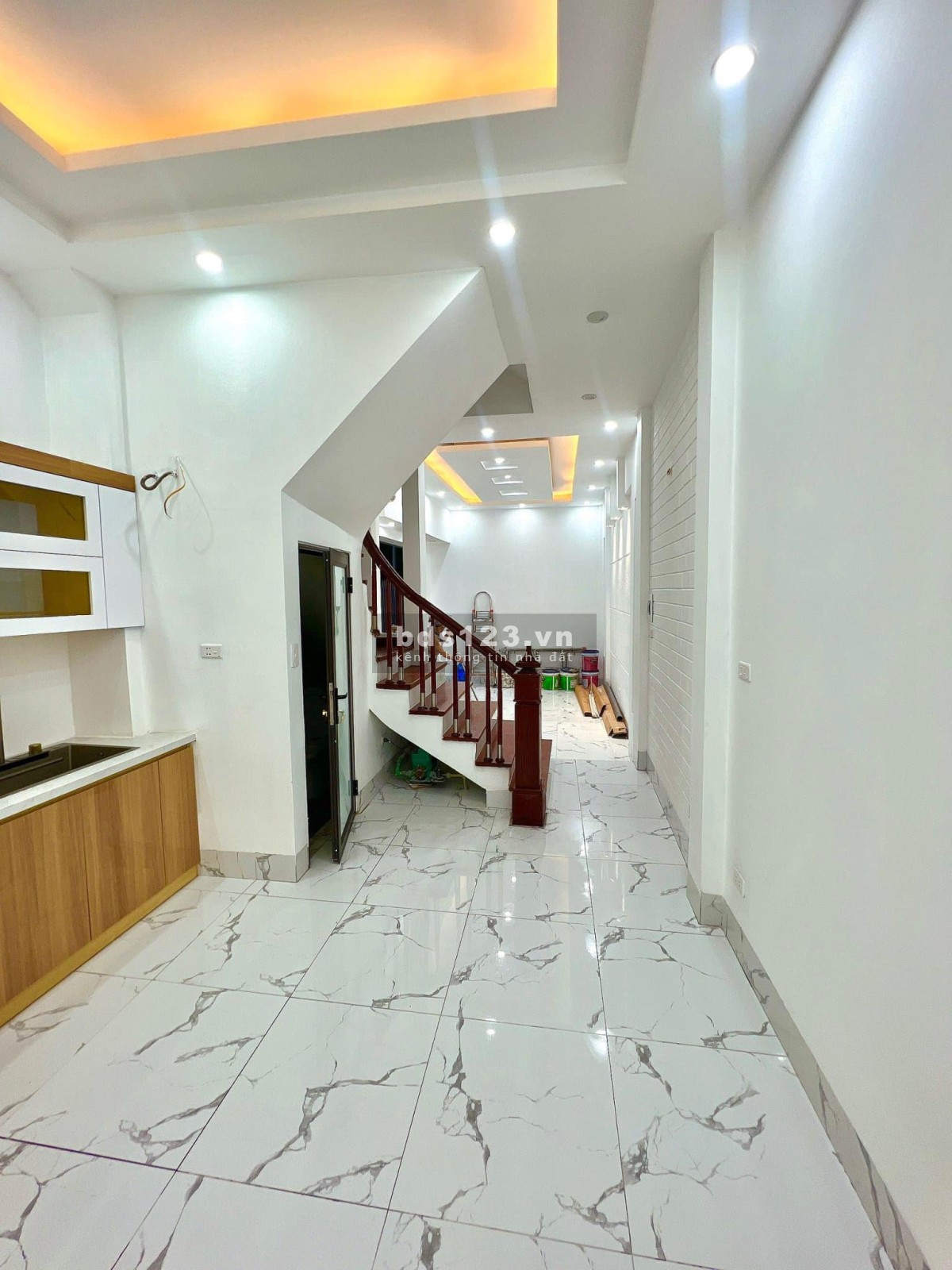 Siêu phẩm Cầu Giấy, phố Hoa Bằng - Diện tích 39M2 - Gía nhỉnh 5 tỷ