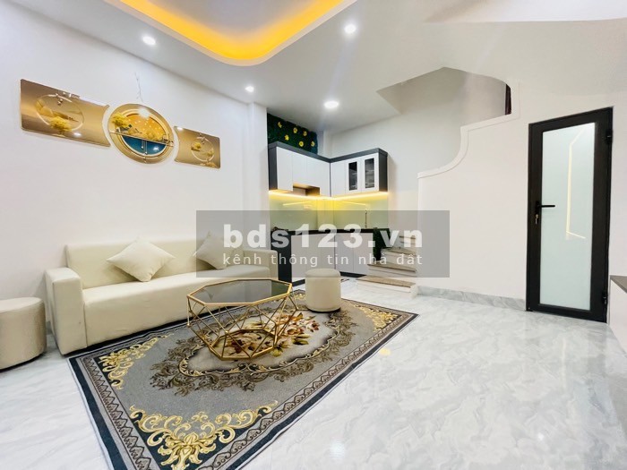 Bán nhà đẹp chỉ 3.39 tỷ - 5 tầng - trung t m Cầu Giấy - nội thất nhà đẹp