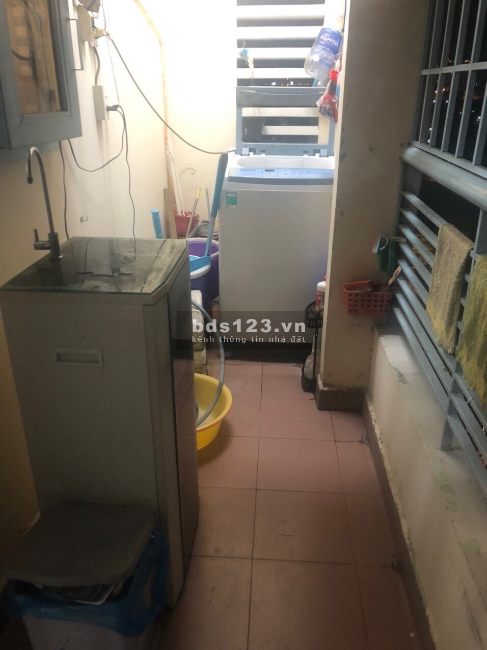 Chính chủ cần bán căn hộ (lầu 5, thang bộ)