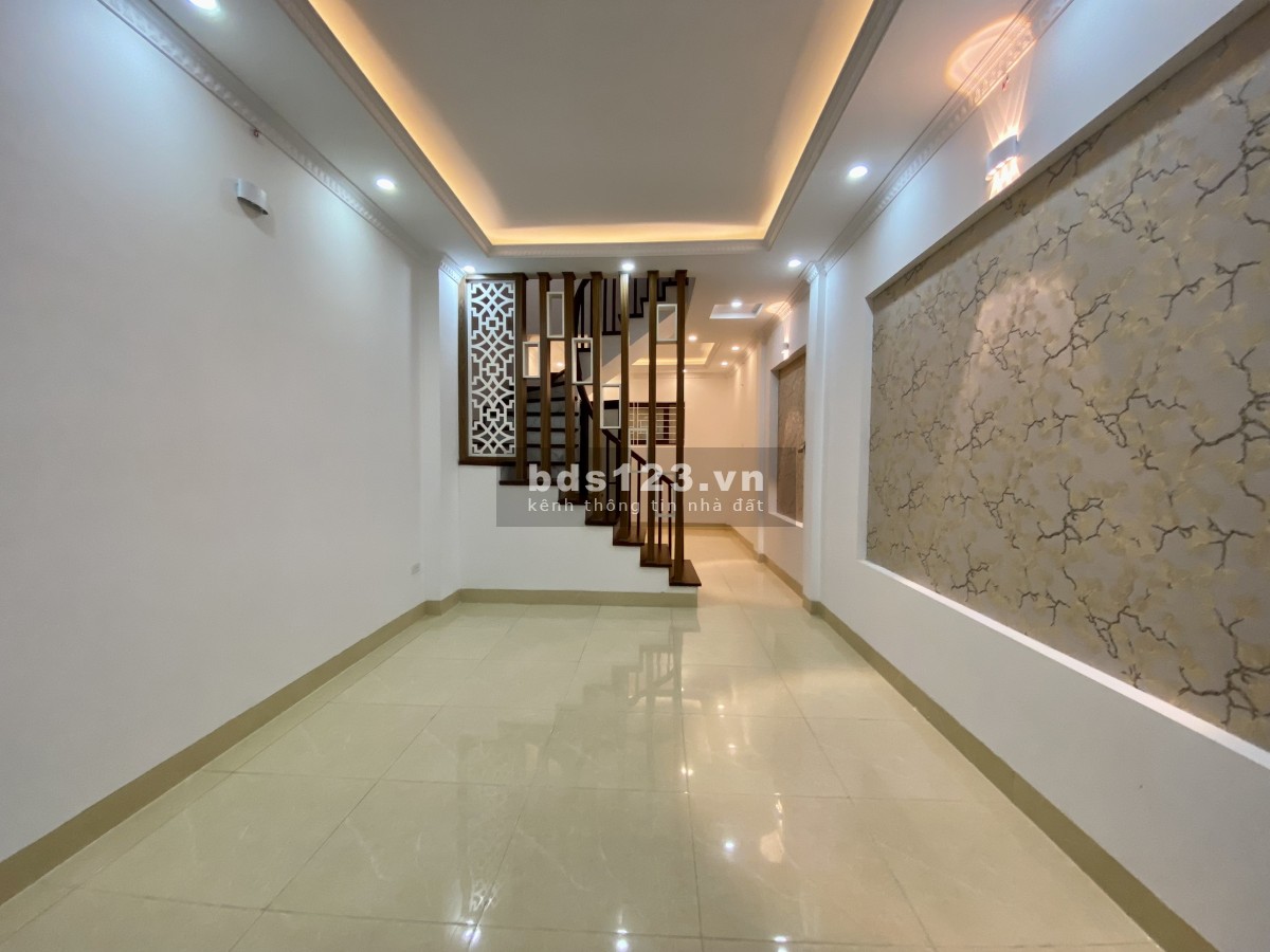 Bán nhà 1 căn duy nhất phố Đội Cấn, Liễu Giai, Ba Đình. Diện tích 38M x 5 tầng. Giá 5.08 tỷ