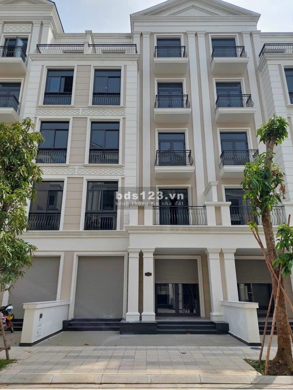 Cần thuê Nhà Phố Đường Vinhomes Grand Park TP. Thủ Đức 5 Tầng, DT 7x18m, 35 Tr/tháng
