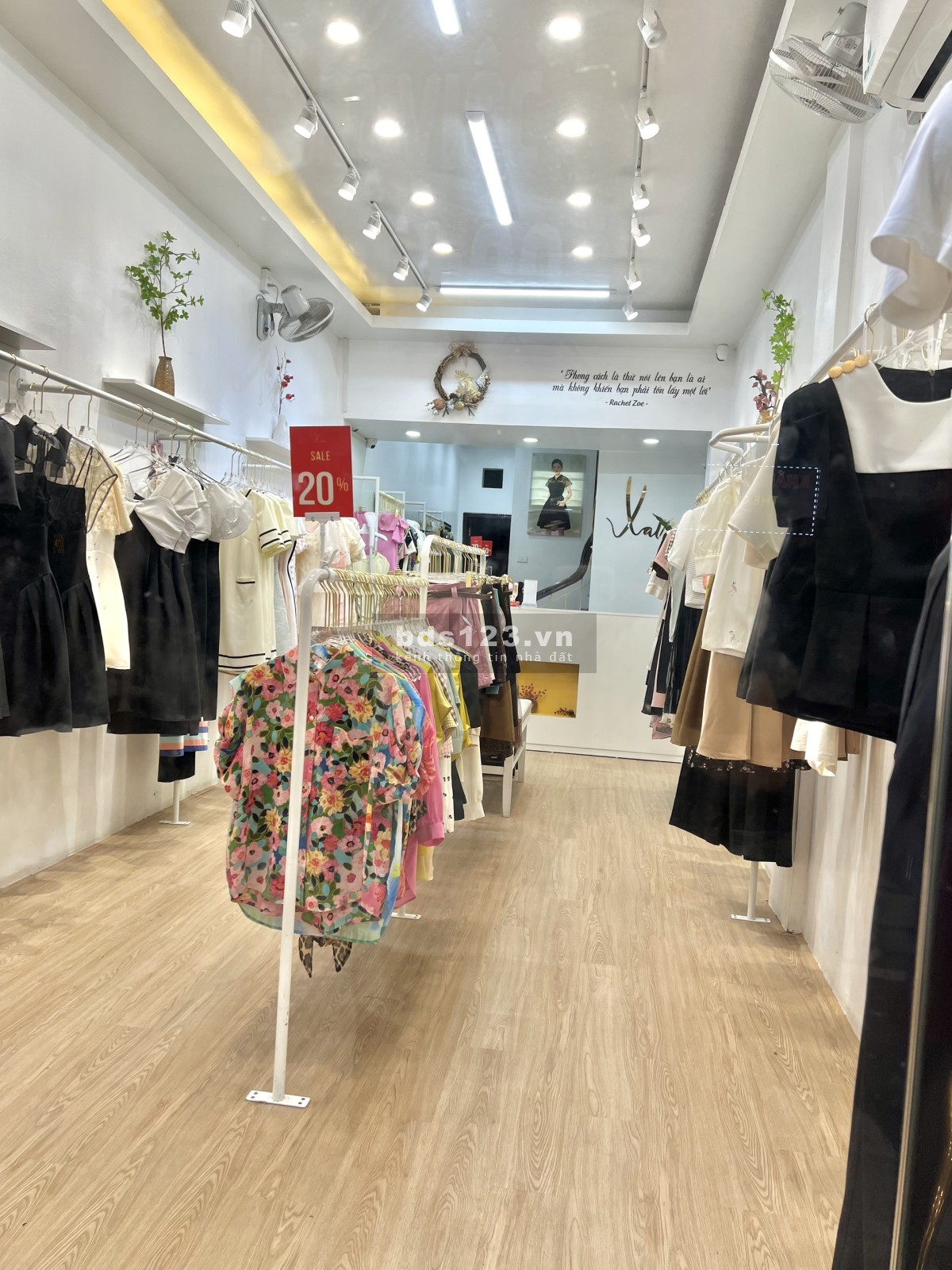Cần sang nhượng MBKD thời trang MT 3.5m, 70m2 x 2 tầng, mặt phố Nguyễn Lương Bằng, Đống Đa, HN.
