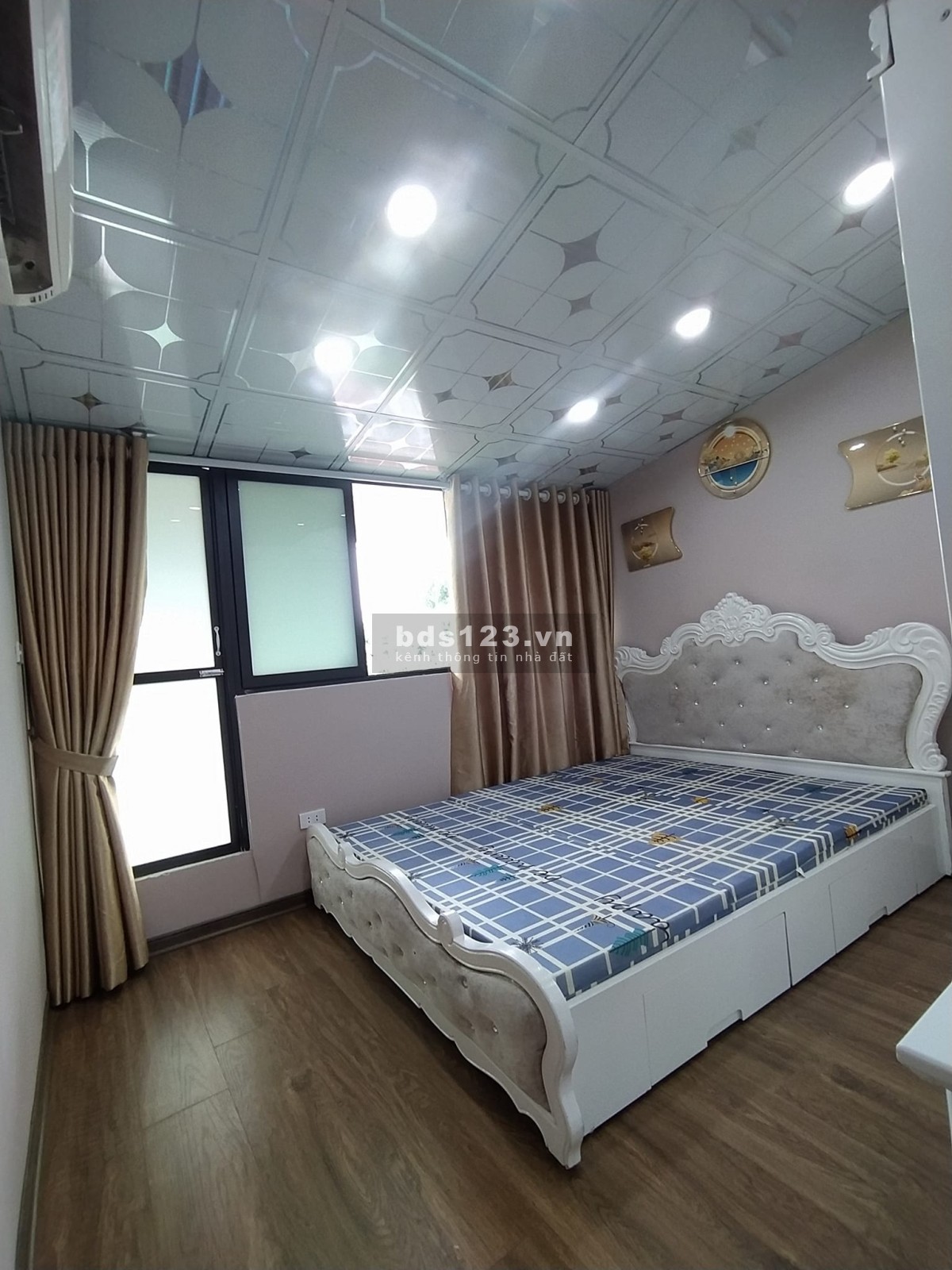 Bán căn hộ tại tập thể C6 Tập thể Kim Liên, 2pn, sổ riêng, công năng đầy đủ chỉ nhỉnh 1 tỷ