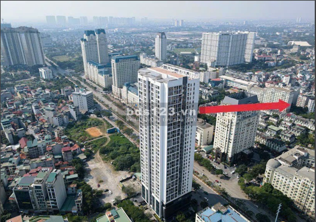 Sang tay gấp căn hộ 2PN+1 80.9m2 có chỗ để ô tô độc quyền, gần Cầu Giấy và bến xe Mỹ Đình