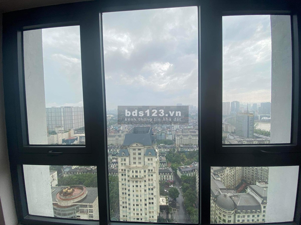 Sang tay gấp căn hộ 2PN+1 80.9m2 có chỗ để ô tô độc quyền, gần Cầu Giấy và bến xe Mỹ Đình