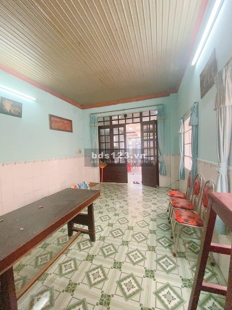 Bán nhà cấp 4 DT 77m² giá 645 triệu SHR đường D1, Tân An Hộ, Củ Chi