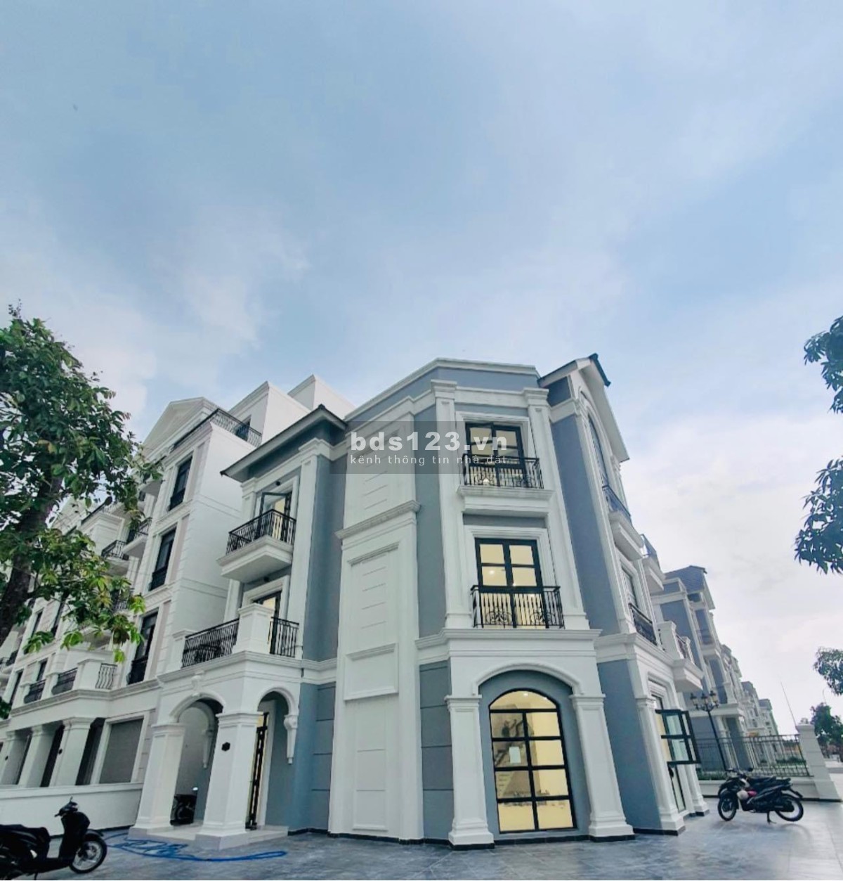 Cho thuê nhà MT đường Nguyễn Xiển, P. Long Thạnh Mỹ TP. Thủ Đức 5 Tầng, DT 7x18m, 40 Tr/tháng