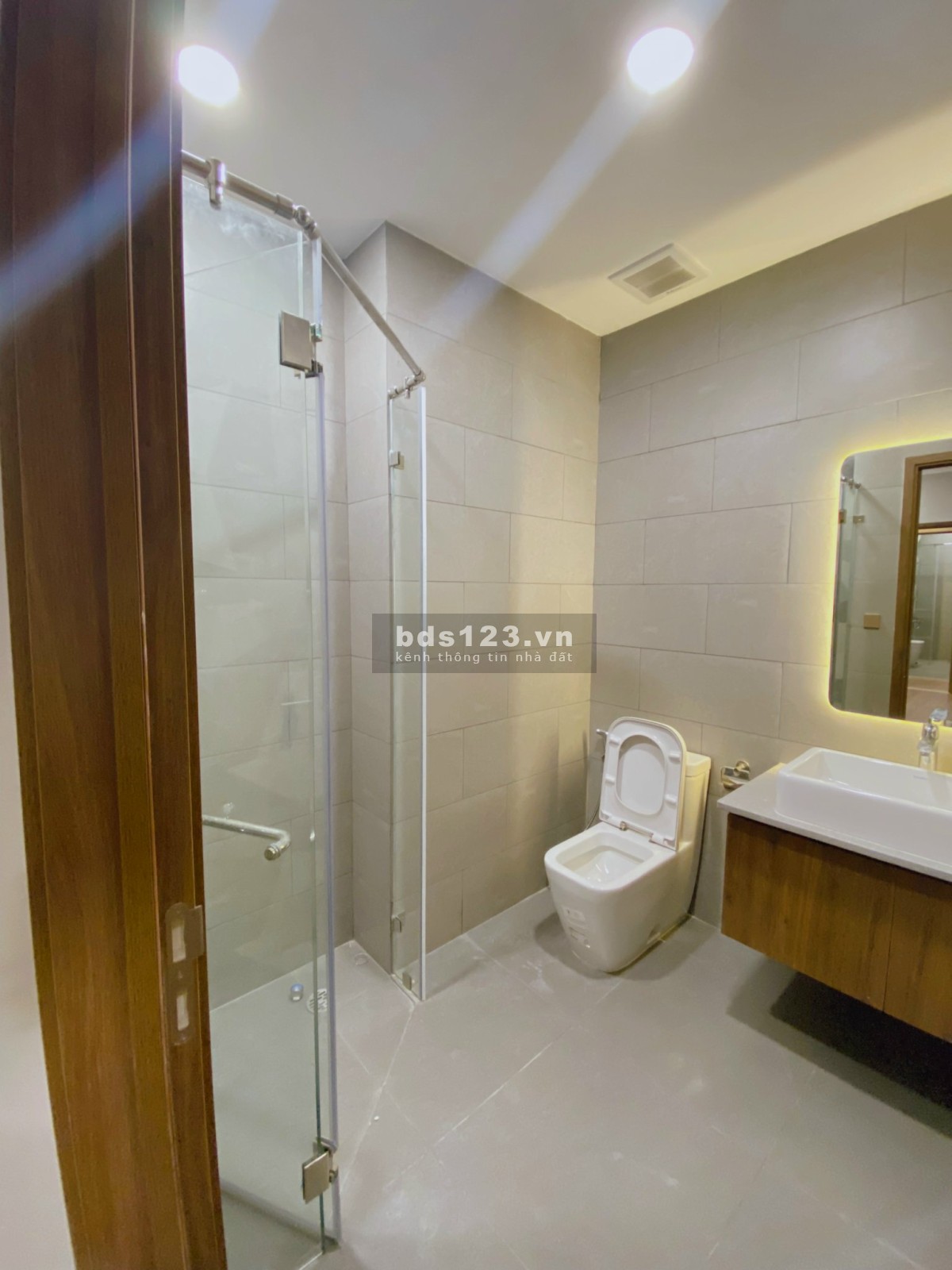 Cho thuê D'VERANO 2pn view hồ hơi xanh mát giá 18 triệu tháng